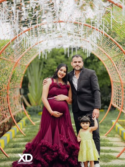 Elegant Gown & Modern Dress Sessions photo 4