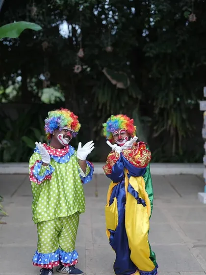 What's a circus without clowns? I arranged for these friendly clowns to entertain the guests and add to the joyful, carnival atmosphere.
