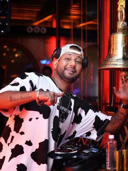 Ringing the bell at The Fixx. A fun ritual during my sets.