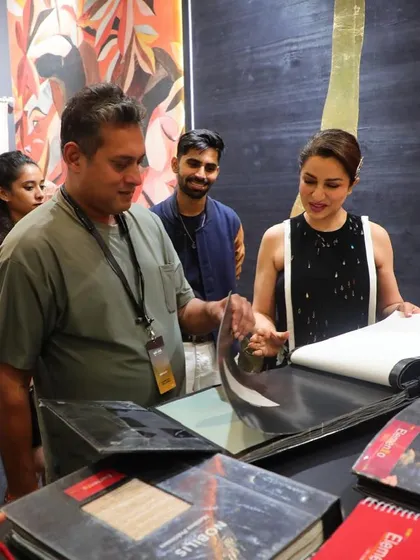 Another moment with Tisca Chopra, as she takes a closer look at our curated fabric books. We love sharing the stories and craftsmanship behind each collection with our discerning guests.