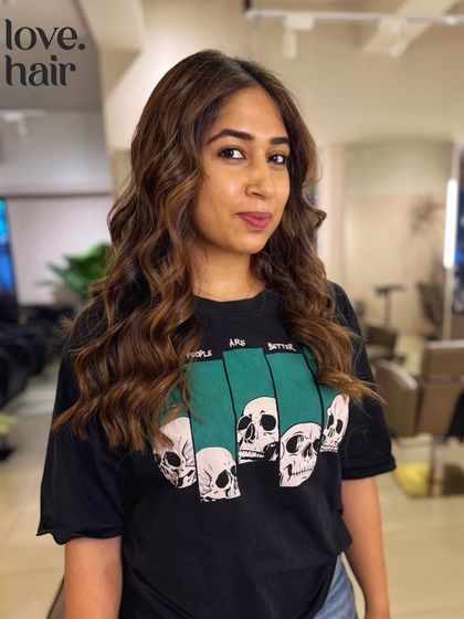 Like brown butter almond pancakes. This balayage combines warm, buttery highlights with a rich almond brown base for a delicious and dimensional result.