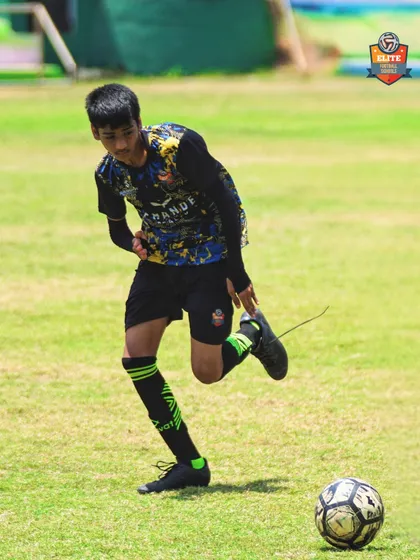 The focus and agility of our player on the move during the India International Cup.