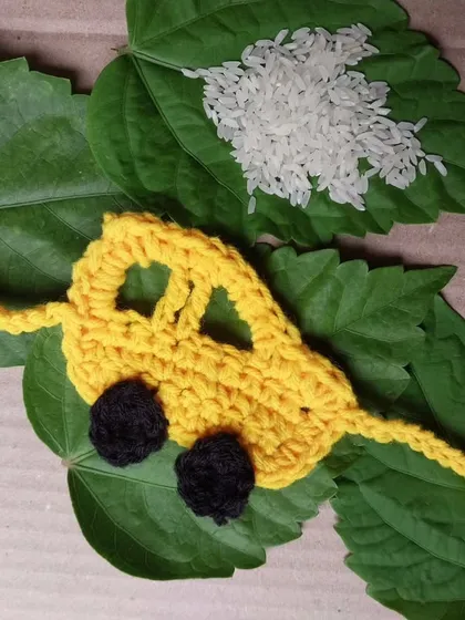 A fun car-shaped rakhi for the little automobile enthusiast.