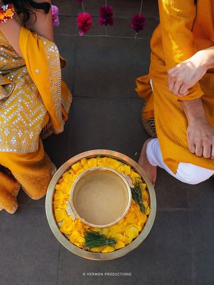 Amanati Events - Wedding Design & Decoration Vibrant Haldi & Mehendi Events photo 21