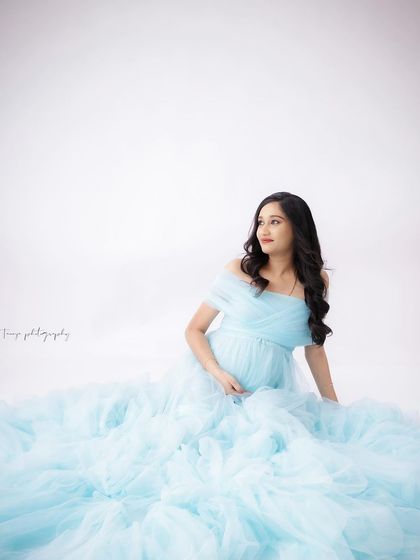 Solo Radiance: Portraits of the Mother-to-Be photo 169