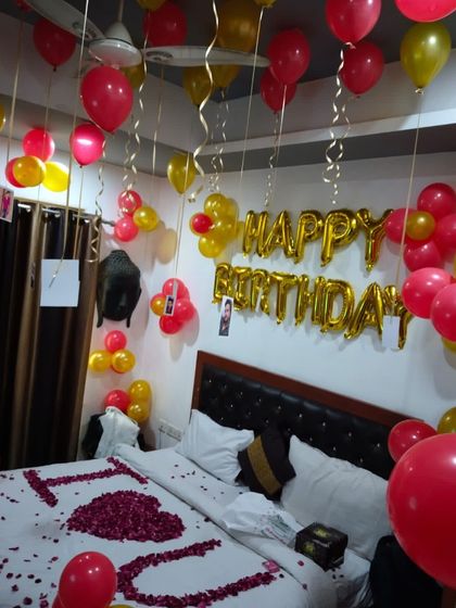 Romantic & Anniversary Decorations photo 26