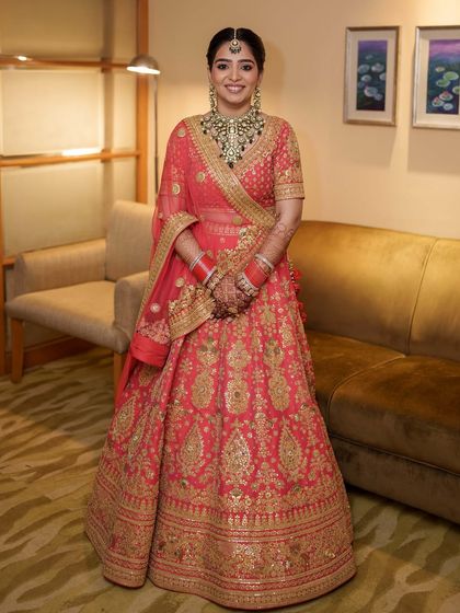 The final look. A sleek bun, timeless polki jewelry, and makeup that feels evergreen. She looked as beautiful on the outside as her kind energy felt on the inside.