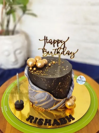 Devaagya Chawla - Custom Eggless Cakes Sleek & Sophisticated Designs photo 3