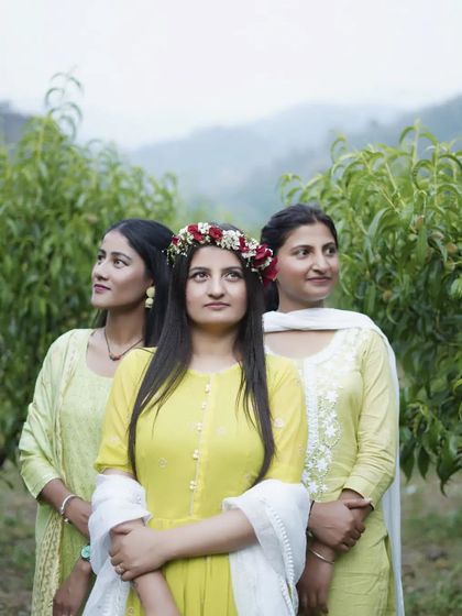 Mehendi Stories photo 7