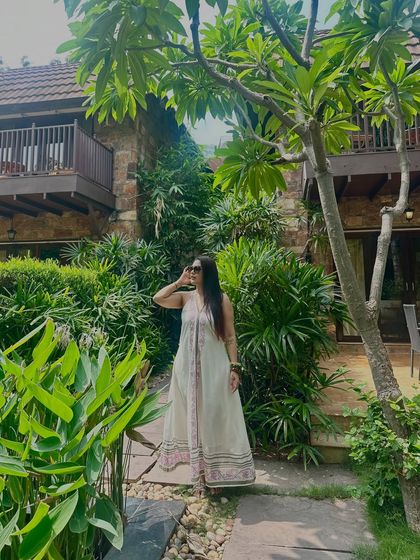 Priyanshi Khandelwal - Personal Fashion Styling Style on the Go: Travel & Vacation Looks photo 27