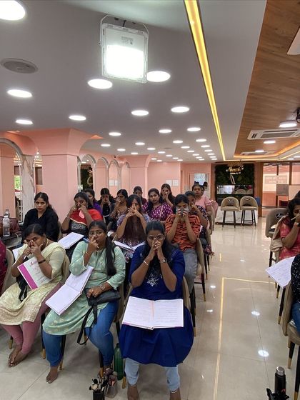 Asmitha Makeover Artistry - Personal Grooming Workshops Professional Makeup Artist Courses photo 11