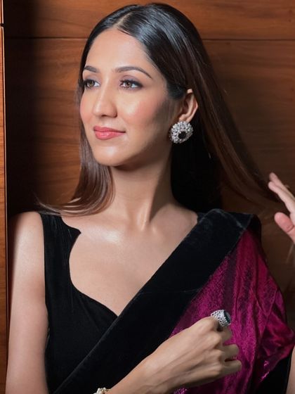 Signature Soft & Radiant Glow photo 19