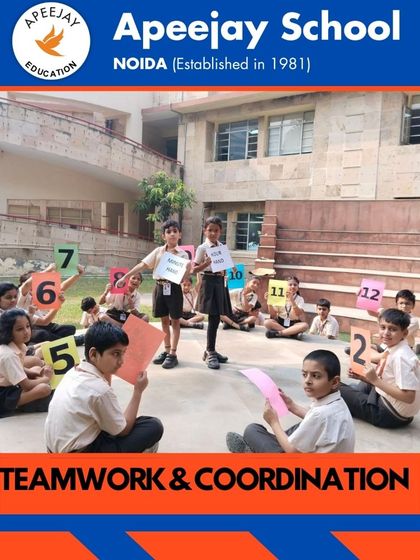 Through the "Human Clock" activity, students took on the roles of numbers and clock hands, demonstrating their understanding of time. This also helped them build teamwork and coordination skills.