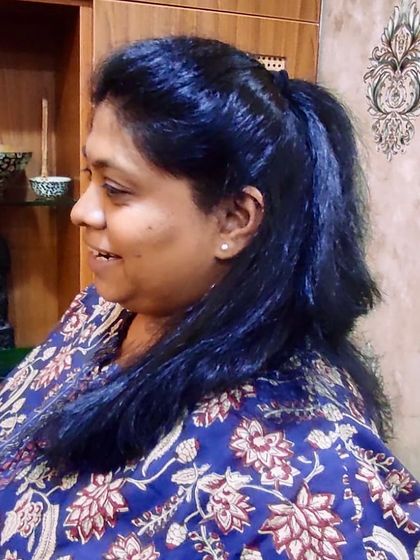 A beautiful result from our plant-based hair colour. The hair has a deep, rich tone and a healthy lustre that you can only get from natural ingredients.