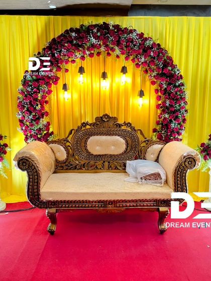 Dream Events - Wedding & Pre-Wedding Event Decoration Elegant Stages: Engagements & Receptions photo 10