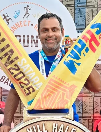 Still buzzing from the Satara Hill Half Marathon. The early morning chill and tough climbs are always better with great company.