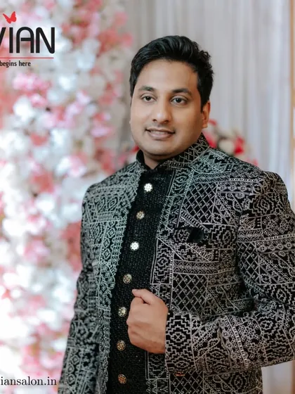 Groom makeup is just as important. We provide subtle, camera-ready grooming to ensure the groom looks his absolute best for the wedding photos and the main ceremony.