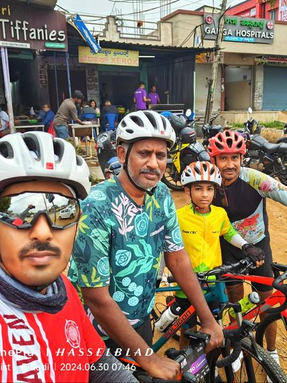 A typical Sunday breakfast ride with the club. These casual rides are all about enjoying the morning, catching up with friends, and of course, good food.