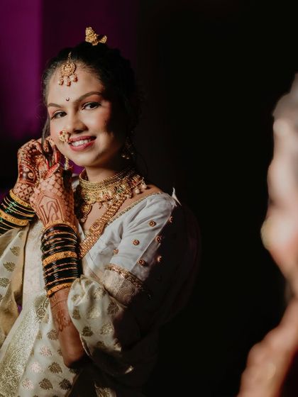 Maharashtrian Brides: The Nauwari & Paithani Look photo 25