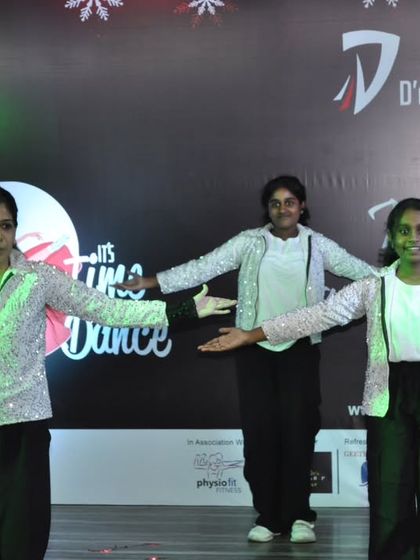 D'cruze Dance Studio - Choreography Services Seasonal Events: Winter Showcase photo 5
