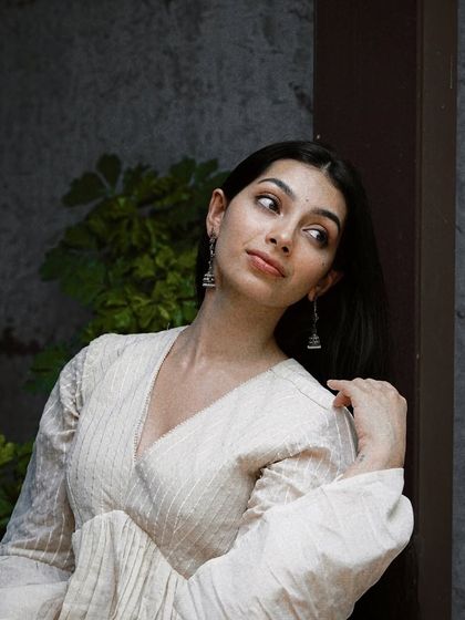 A portrait from a shoot with Ganga, where the focus was on a natural and dreamy look. This shows a softer, more contemporary side of my modeling style.