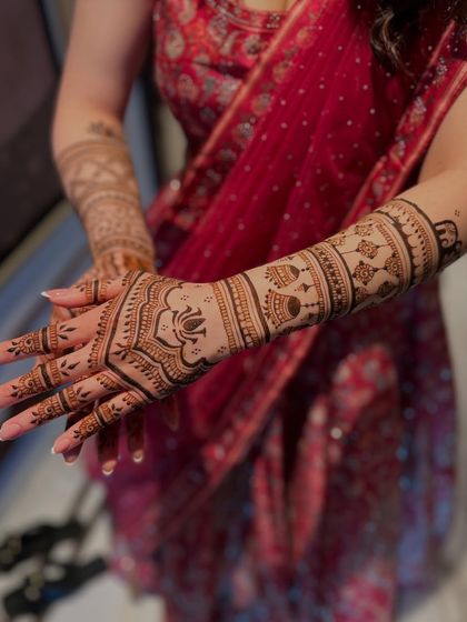 A duplicate image of the semi-bridal design with lotus and kalash motifs.