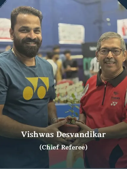 Chief Referee Mr. Vishwas Desvandikar being felicitated for his invaluable contribution. Having a highly respected and experienced chief referee is non-negotiable for a high-stakes tournament.