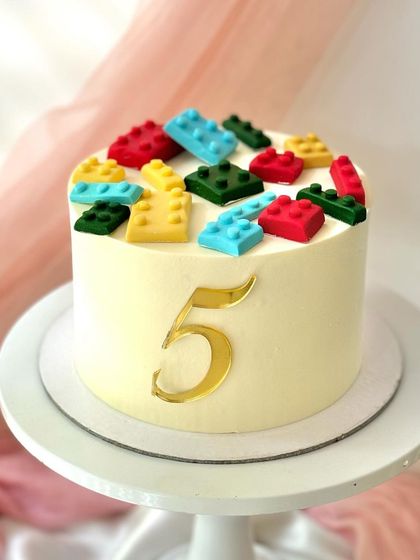Butter - Custom Themed & Sculptural Cakes Buttercream Beauties photo 10