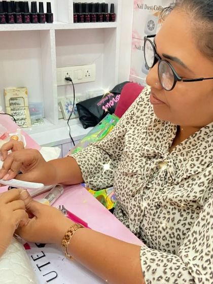 A Day at The Nail Institute photo 6