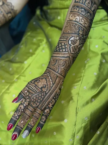 Another view of my full bridal arm demo. This design is a great example of combining different patterns like checks, florals, and paisleys into one cohesive piece.