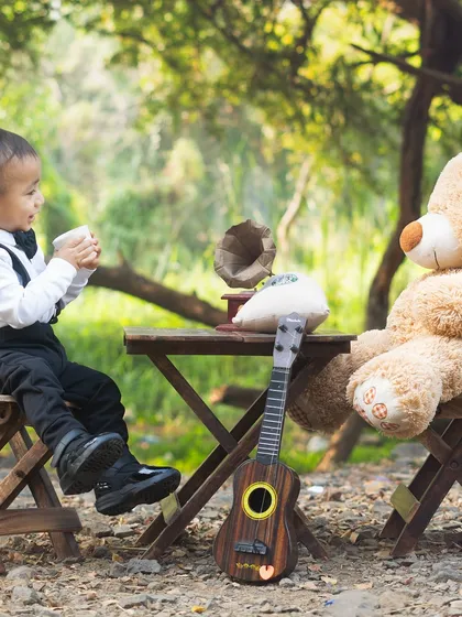 A quiet moment of conversation between the boy and his bear. I love creating these imaginative scenes that encourage play.