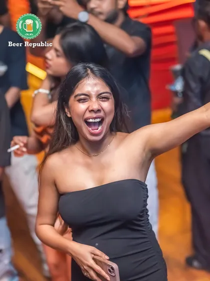 This is what it's all about. That moment of pure joy on the dance floor when you forget everything else and just live in the music. Capturing this vibe is my ultimate goal.