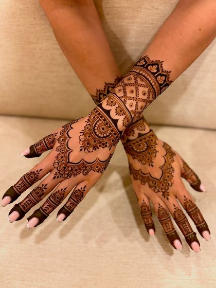 Mitali - Mehendi for Special Occasions Engagement & Pre-Wedding Celebrations photo 3