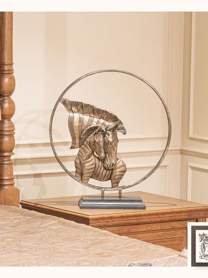 Country Villa Decor - Vintage & Classic Furniture Refined Bedroom Sanctuaries photo 8