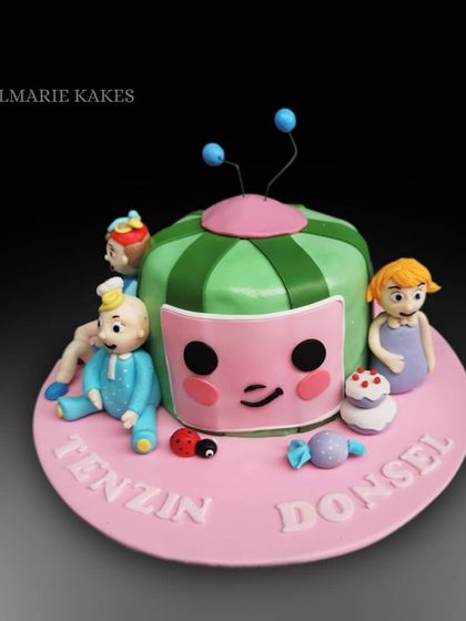 KolmarieKakes - Bespoke & Celebration Cakes Kids' Character & Theme Cakes photo 5