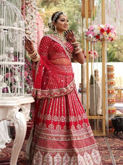 Classic Red & Pink Bridal Looks photo 17