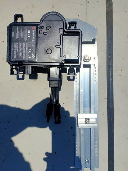 Solarify - Residential Rooftop Solar Installation The Brains of the System: Inverters & Batteries photo 7