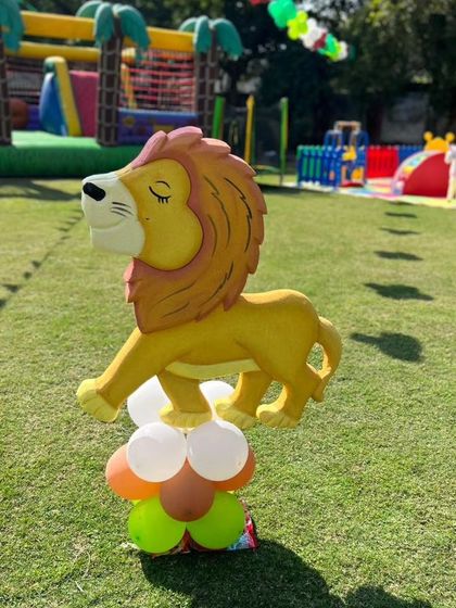 Golu Balloon Decor - Birthday Party Decoration Wild Adventures: Jungle & Safari Parties photo 23
