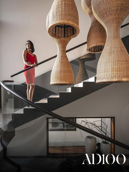 In the Spotlight: Awards & Features photo 14