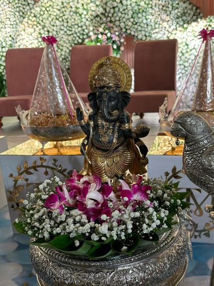 Another view of the elegant black and gold Ganesha idol centerpiece.