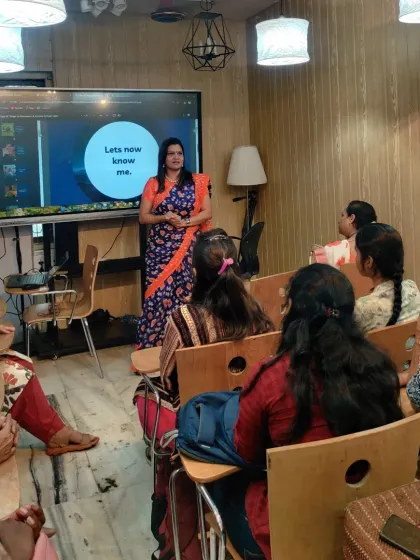 A wider view of our Women's Day session, where we discussed practical Ayurvedic solutions for common health issues like PCOD and stress.