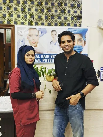 Another photo from Shivam Malik's visit. It is always a pleasure to host guests and patients at our Ideal Hair Skin & Laser Clinic.
