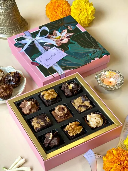My assorted mini brownie box is a popular choice for Diwali gifting. The beautiful pink and gold box makes it feel extra festive.