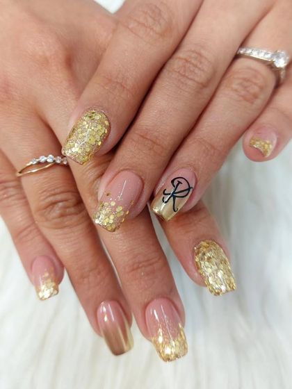 Bridal & Engagement Nails photo 4