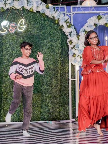 Another shot of the sibling duo. I love their energy and enthusiasm.