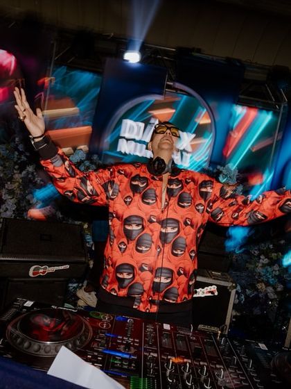 Behind the Decks: The Artist at Work photo 54