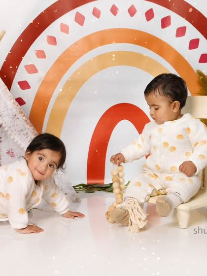 Cherished Sibling & Family Portraits photo 11