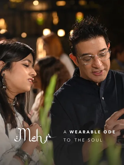 Designer Suneet Varma shares the story and inspiration behind the 'Mehr' collection with a guest. Our launch events offer a unique opportunity to connect directly with the creative minds behind the jewelry.