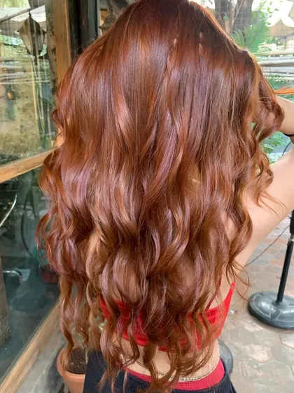 The back of the 'Cowboy Copper' hair, showing the full, glorious effect of this non-bleach color.