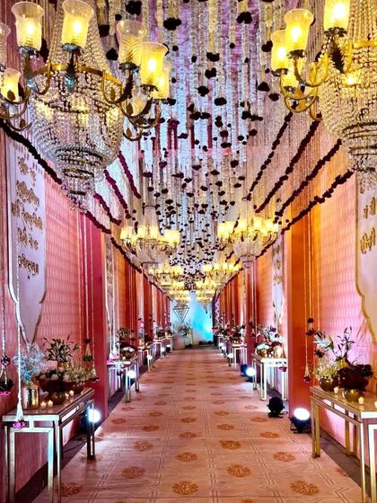 Grand Mandaps & Sacred Ceremonies photo 5